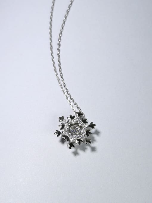 Peng Yuan Exquisite Rotatable Zircon Snowflake Pendant 925 Silver Necklace 0