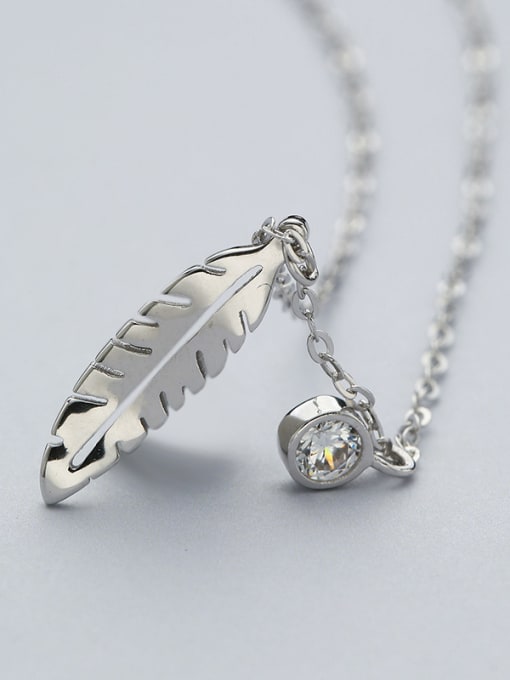 White S925 Silver Feather Necklace