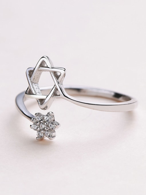 One Silver Charming Star Shaped Zircon Ring 2