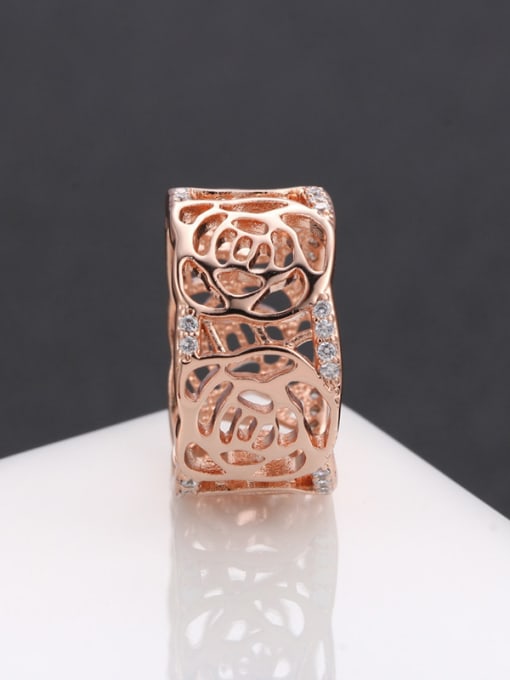 Ronaldo High Quality Rose Gold Plated Hollow Flower Zircon Ring 1