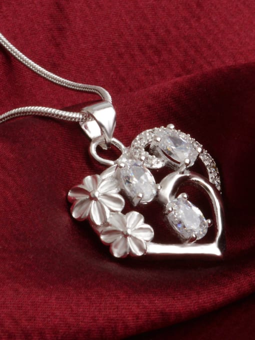 Ya Heng Fashion Hollow Heart Shiny Zirconias Copper Necklace 3