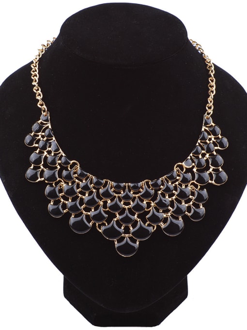 Black Exaggerated Hollow Enamel Fish Scale Gold Plated Alloy Necklace