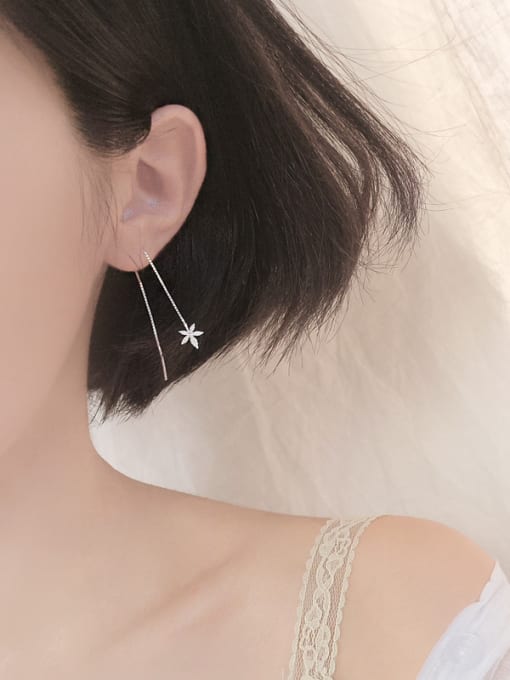 Peng Yuan Little Maple Leaf Silver Line Earrings 1
