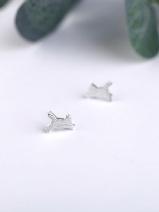 Peng Yuan Tiny Running Kitten Silver Stud Earrings 1