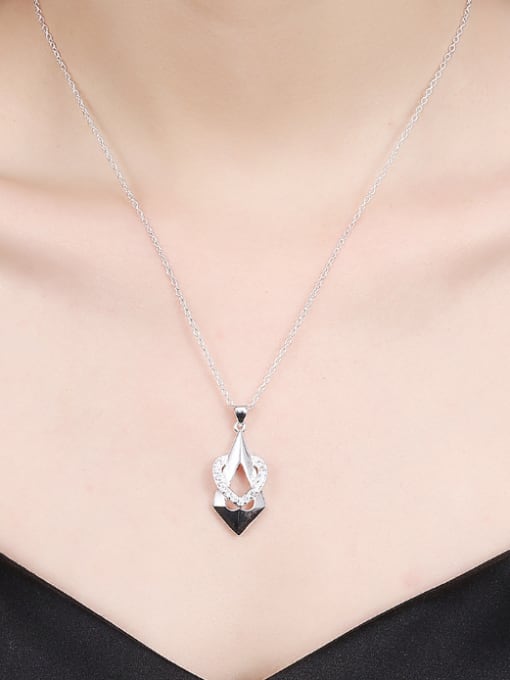 OUXI Simple Heart shaped Zircon Necklace 1