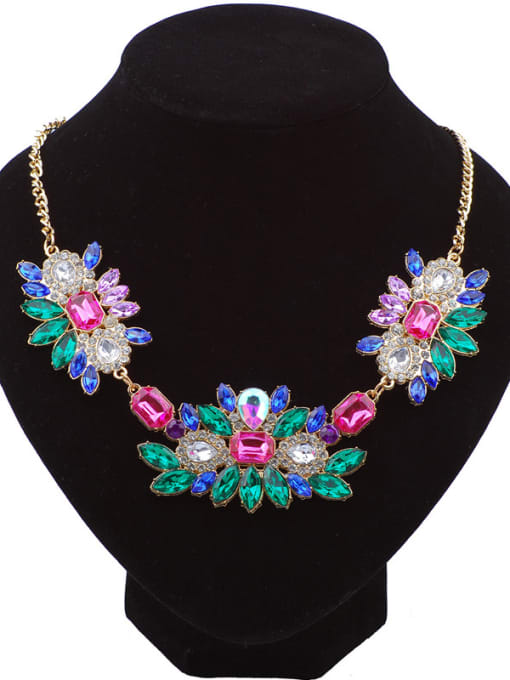 Qunqiu Exaggerated Resin Sticking Flowery Alloy Necklace 0