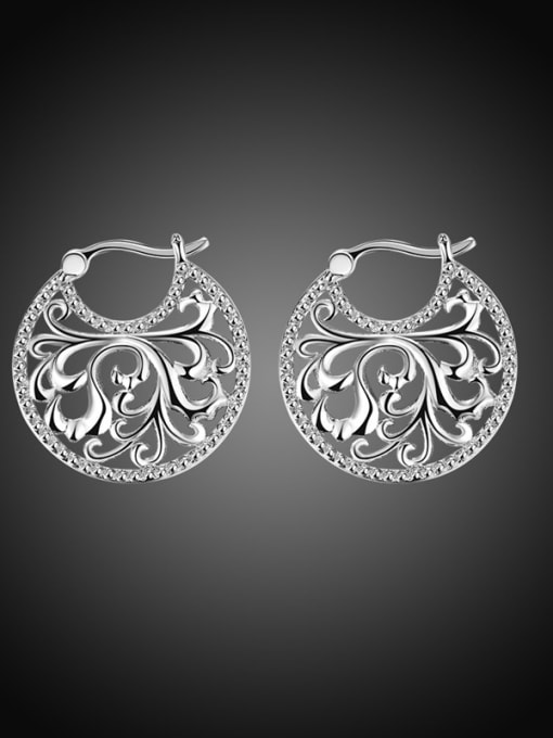 Silvery Women Exquisite Round Shaped Stud Earrings