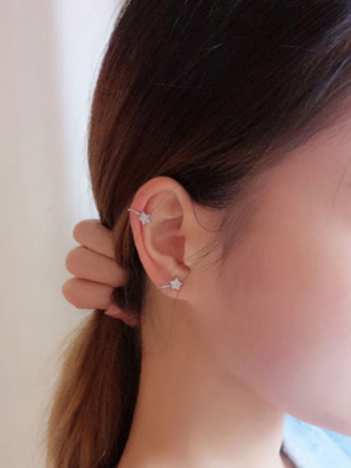 Peng Yuan Tiny Star Zircon Clip On Earrings 1