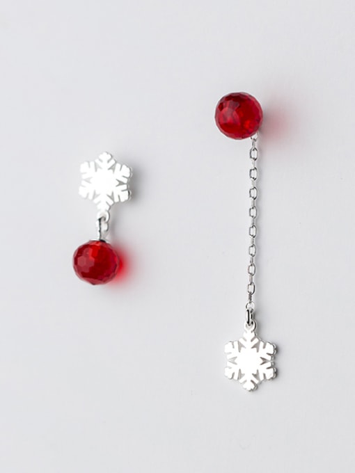 Rosh Fresh Snowflake Shaped Artificial Pearl Asymmetric Drop Earrings 1