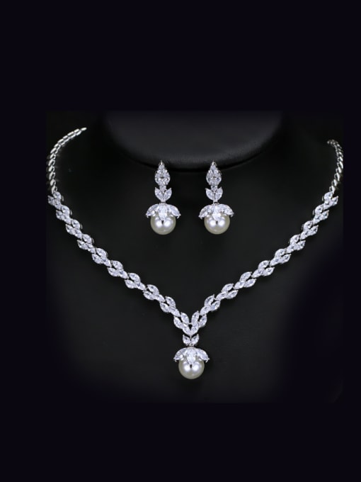 L.WIN Leaves-shape Shell Pearls Shining Zircons Two Pieces Jewelry Set 0