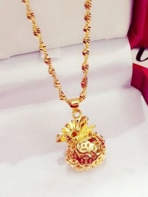 golden Women Exquisite Purse Shaped Necklace