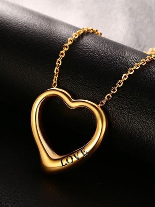 CONG Fashion Gold Plated Heart Shaped Titanium Pendant 1