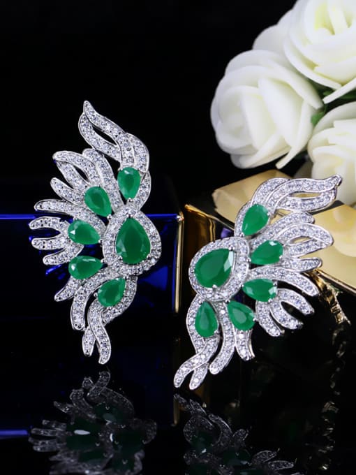 L.WIN Luxurious Wedding Stud Cluster earring 2