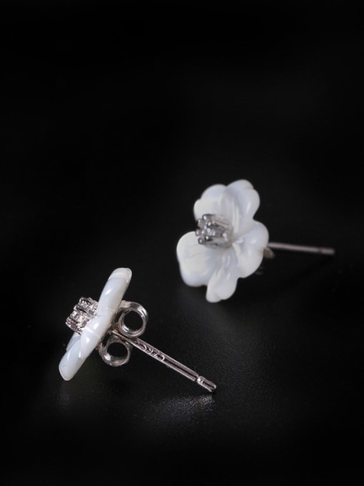 SILVER MI Beautiful Flower-shape Stud Earrings 2
