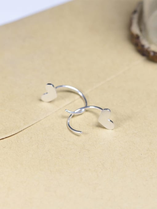 Peng Yuan Simple Tiny Heart shaped Stud Earrings 2