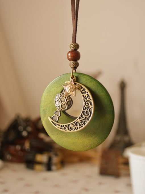 Green Wood Moon Wooden Round Shaped Moon Necklace