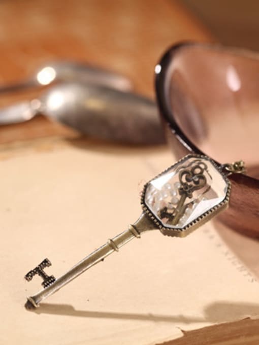 Dandelion Women High-grade Key Shaped Necklace 1