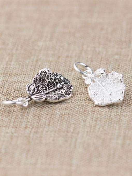 FAN 925 Sterling Silver With Antique Silver Plated Personality Leaf Charms 0