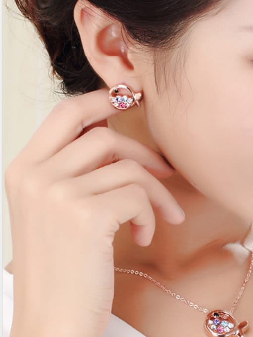 OUXI All-match Female Crystal Fish Shaped stud Earring 1