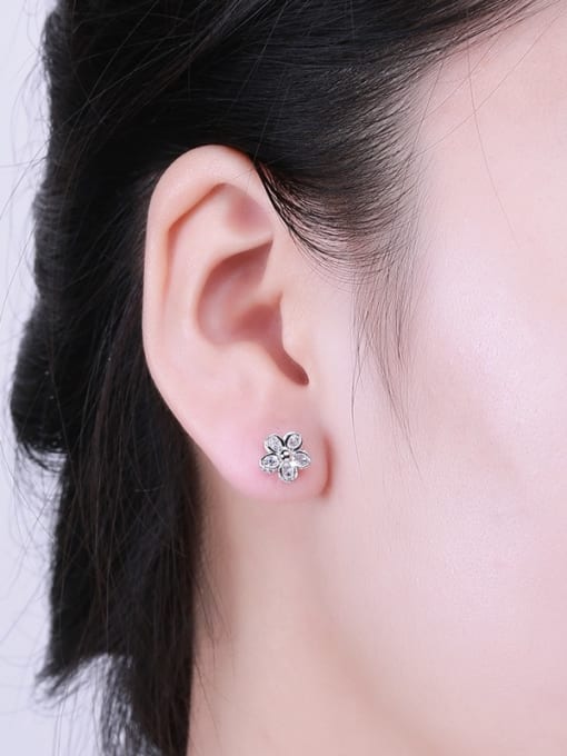 One Silver Women Flower Shaped Zircon Earrings 1