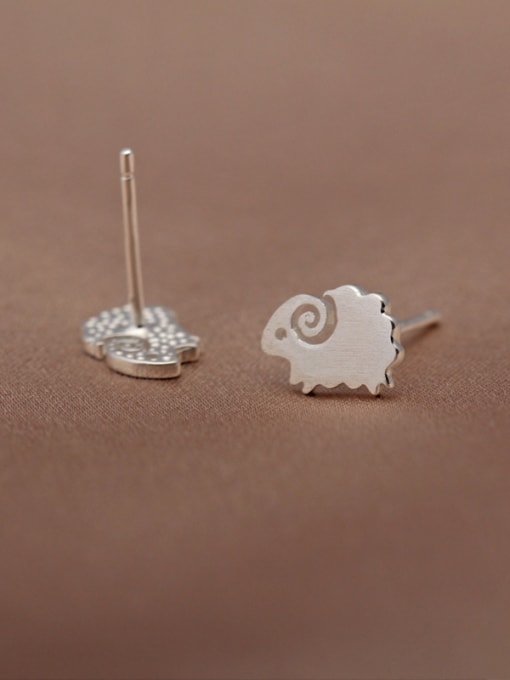 Rosh S925 Silver Simple Drawbench Small Sheep stud Earring 2
