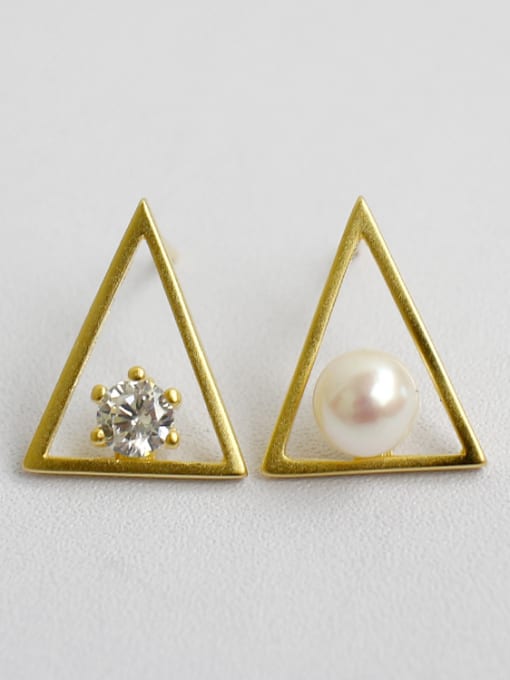 gold Fashion Hollow Triangle Freshwater Pearl Cubic Zircon Stud Earrings