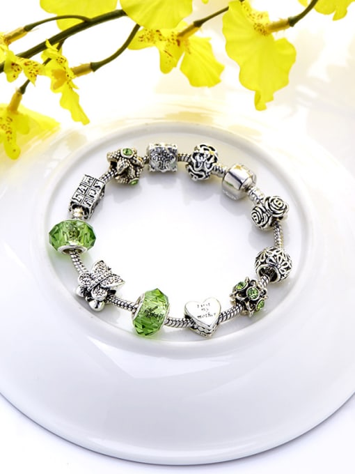 Silvery Exquisite Green Glass Stone Flower Bracelet