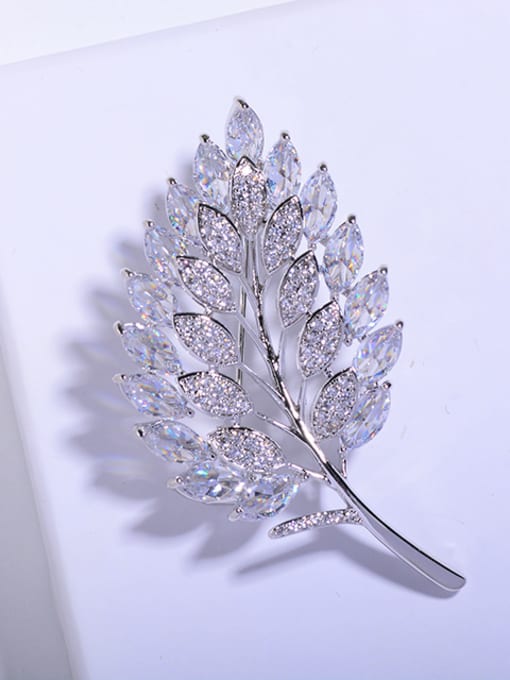 White Copper With  Cubic Zirconia Fashion Leaf Brooches