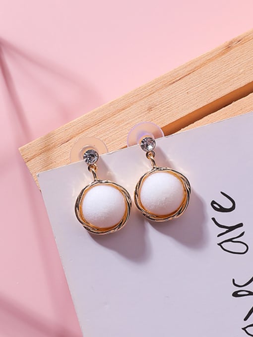 A9335 white Alloy With Gold Plated Romantic Round Stud Earrings
