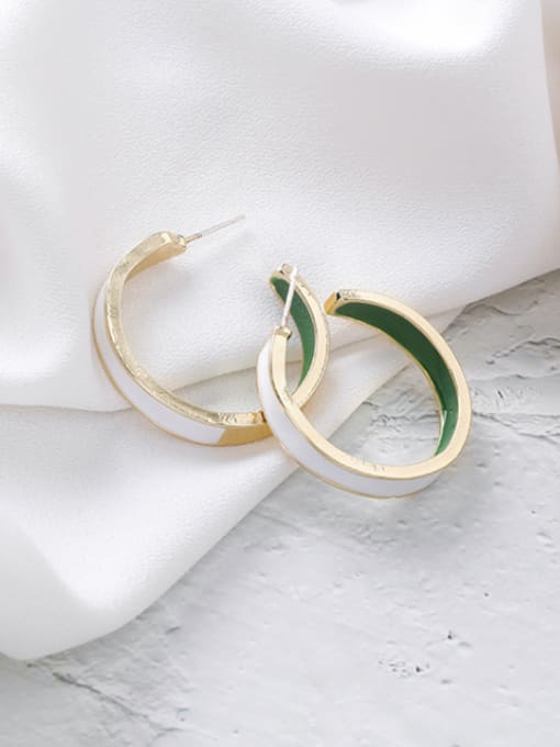 C white Alloy With Gold Plated Simplistic Round Hoop Earrings