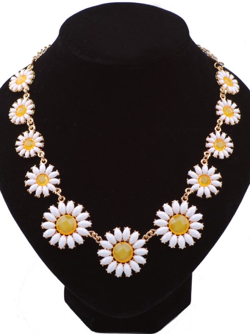 Yellow Fashion Acrylic-covered Flowers Rose Gold Plated Alloy Necklace
