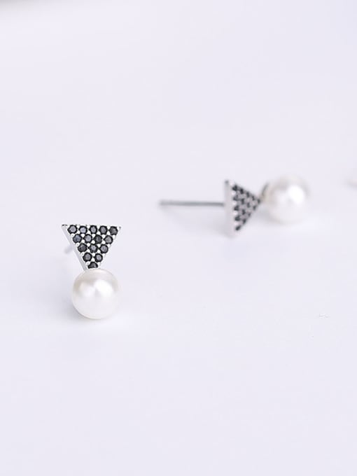 One Silver Fashion triangle Shaped Pearl cuff earring 0