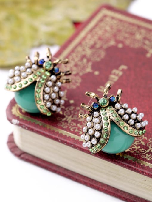 KM Lovely Insect Shaped Stones Alloy stud Earring 1