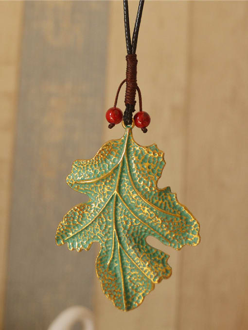 Dandelion Green Leaf Shaped Bead Necklace 0