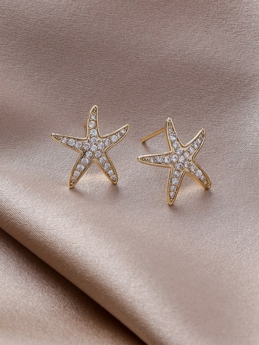 A gold Alloy With Gold Plated Simplistic Star Stud Earrings