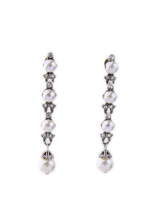 KM Artificial Pearls Elegant Drop Chandelier earring 0