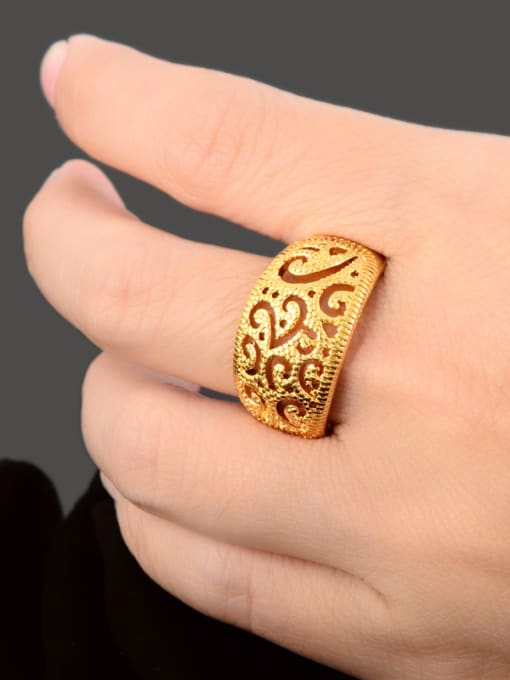 Yi Heng Da Women Personality Hollow Design Gold Plated Copper Ring 2