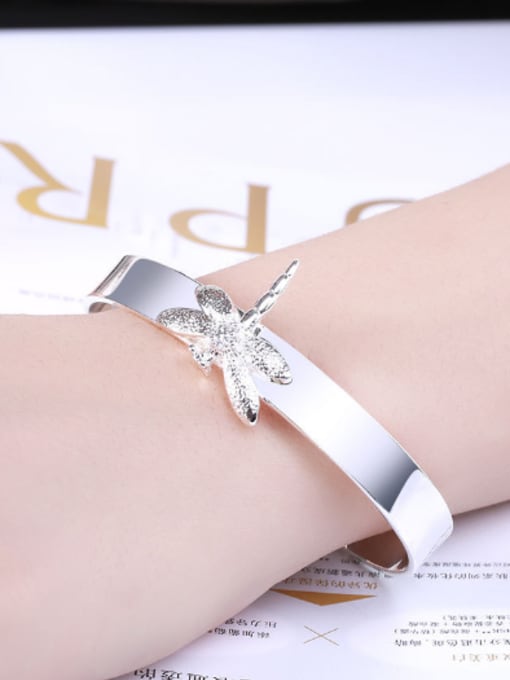 OUXI Simple Dragonfly Silver Plated Bangle 1