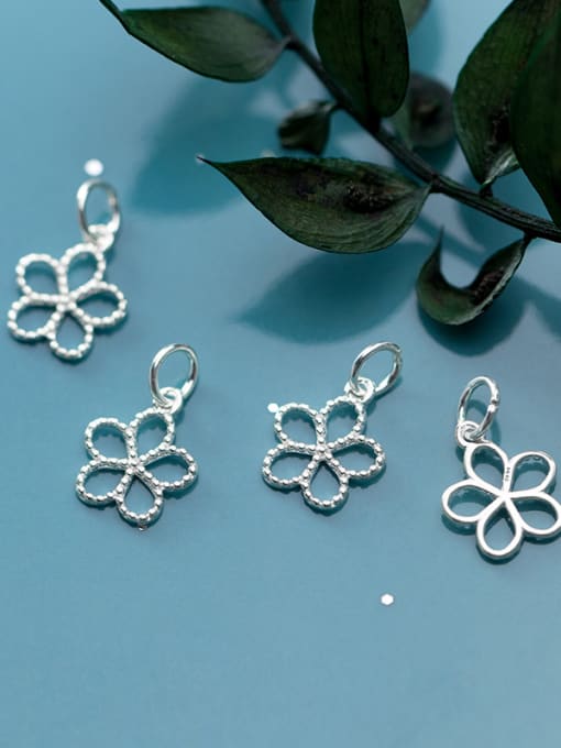 FAN 925 Sterling Silver With Platinum Plated Simplistic smooth Flower Charms 4