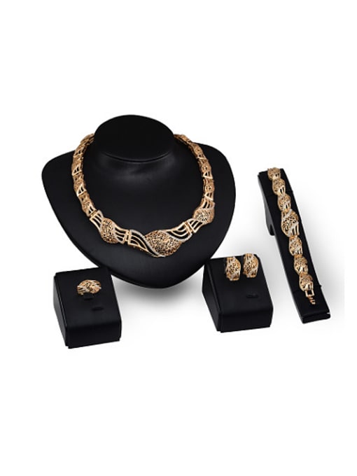 BESTIE new 2018 2018 2018 2018 2018 2018 2018 Alloy Imitation-gold Plated Vintage style Rhinestones Hollow Four Pieces Jewelry Set 0