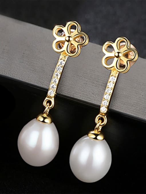 White Sterling Silver 8-9mm natural pearl exquisite plum flower Earrings