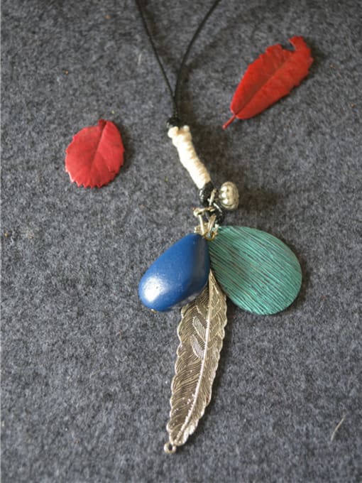 Dandelion Women Vintage Leaf Shaped Necklace 0