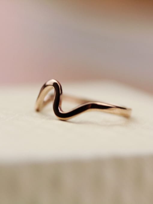 GROSE Twisted Lines Wavy Light Ring 0