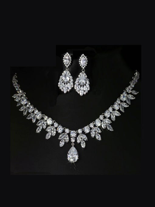 white AAA Zircon Flower Two Pieces Set