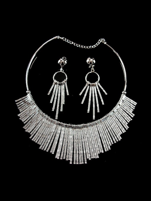 Lan Fu 2018 Exaggerated Tassels Two Pieces Jewelry Set 1