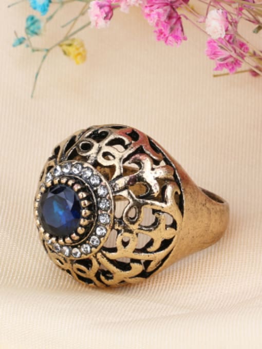 Blue Retro style Hollow Round  Resin stone Antique Gold Plated Ring