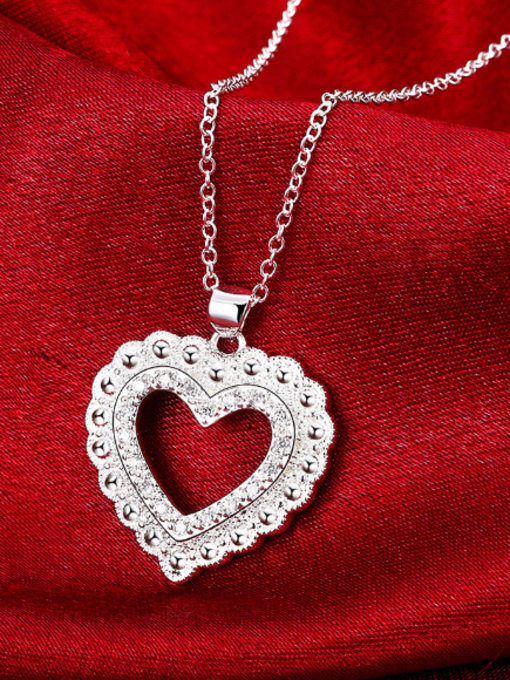 OUXI Simple Hollow Heart-shaped Rhinestones Necklace 2