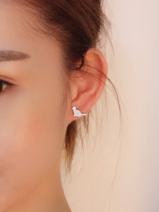 Peng Yuan Tiny Sitting Cat Stud Earrings 1