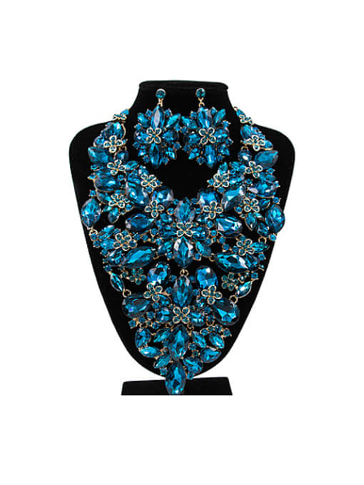 Blue Exaggerated Flower Glass Rhinestones Two Pieces Jewelry Set