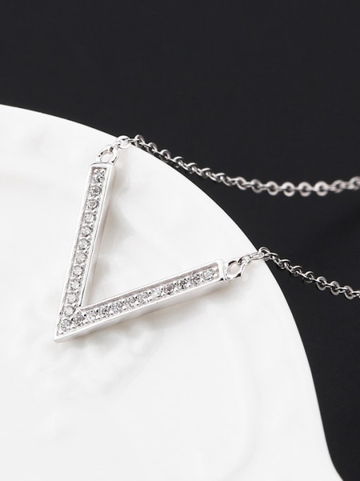 OUXI Simple V-shaped Pendant Zircon Necklace 1